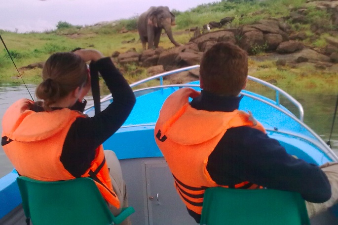Guided-safari-in-the-Gal-Oya-National-Park-to-witness-the-swimming-elephants